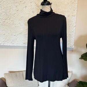 Soft Surroundings Women's Chloe Turtleneck Top Jersey Long Sleeve Sz S NWT